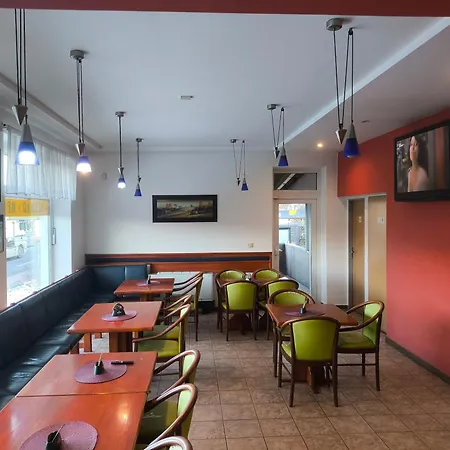 Penzion-belbar 3* Zlín