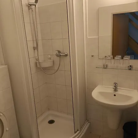Penzion-belbar 3* Zlín